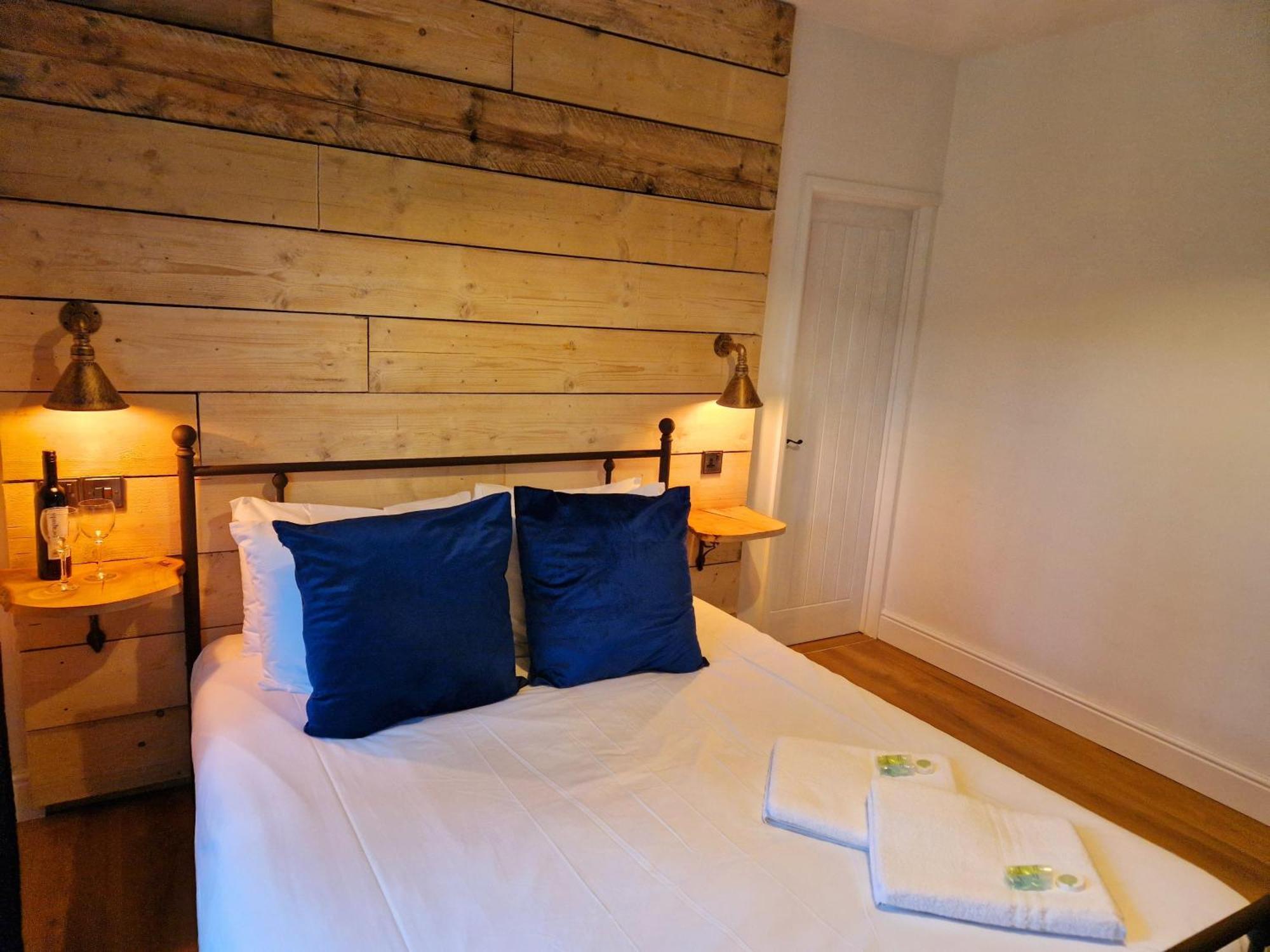 Wheal Tor Hotel & Glamping リスカード エクステリア 写真