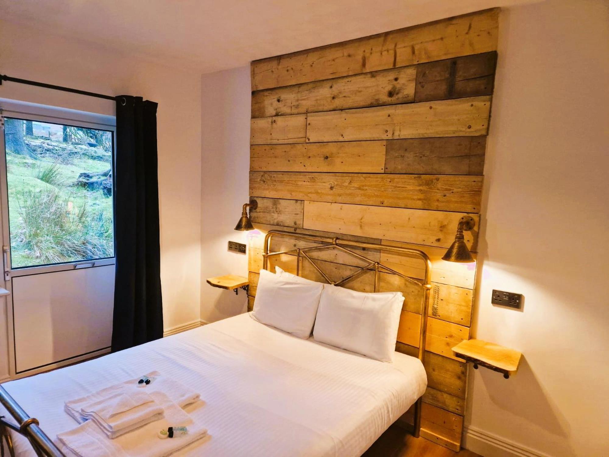 Wheal Tor Hotel & Glamping リスカード エクステリア 写真