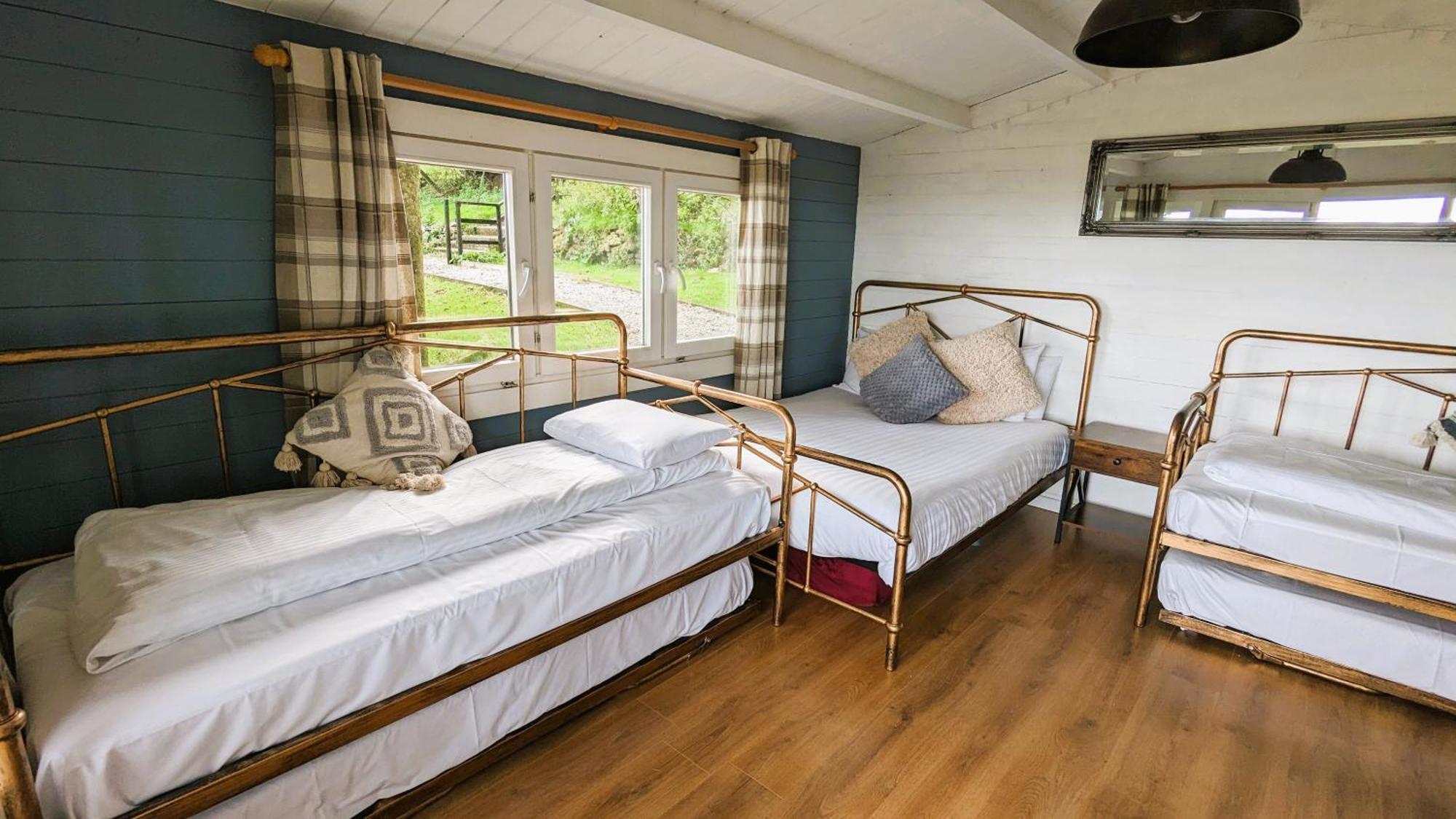 Wheal Tor Hotel & Glamping リスカード エクステリア 写真