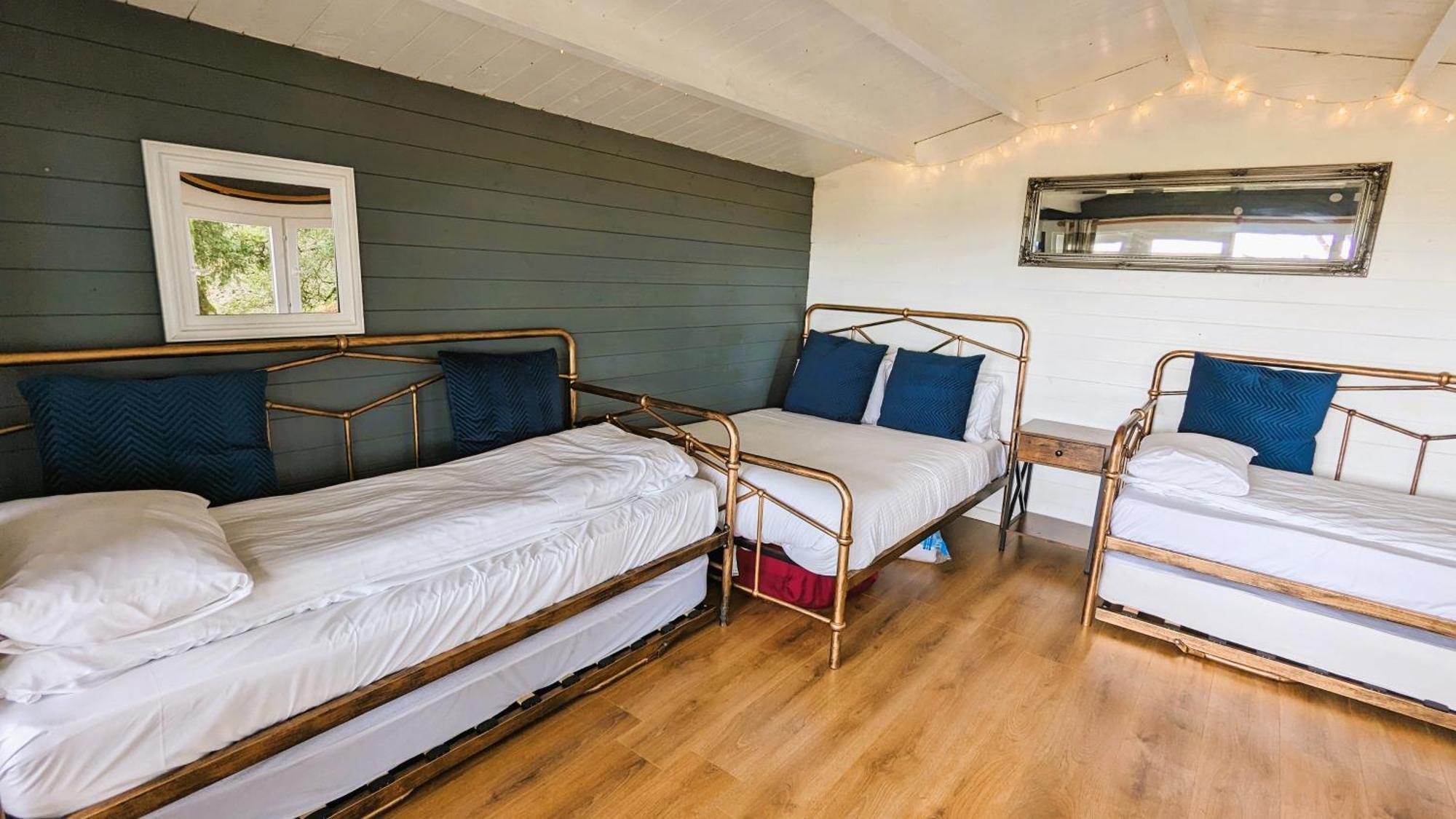 Wheal Tor Hotel & Glamping リスカード エクステリア 写真
