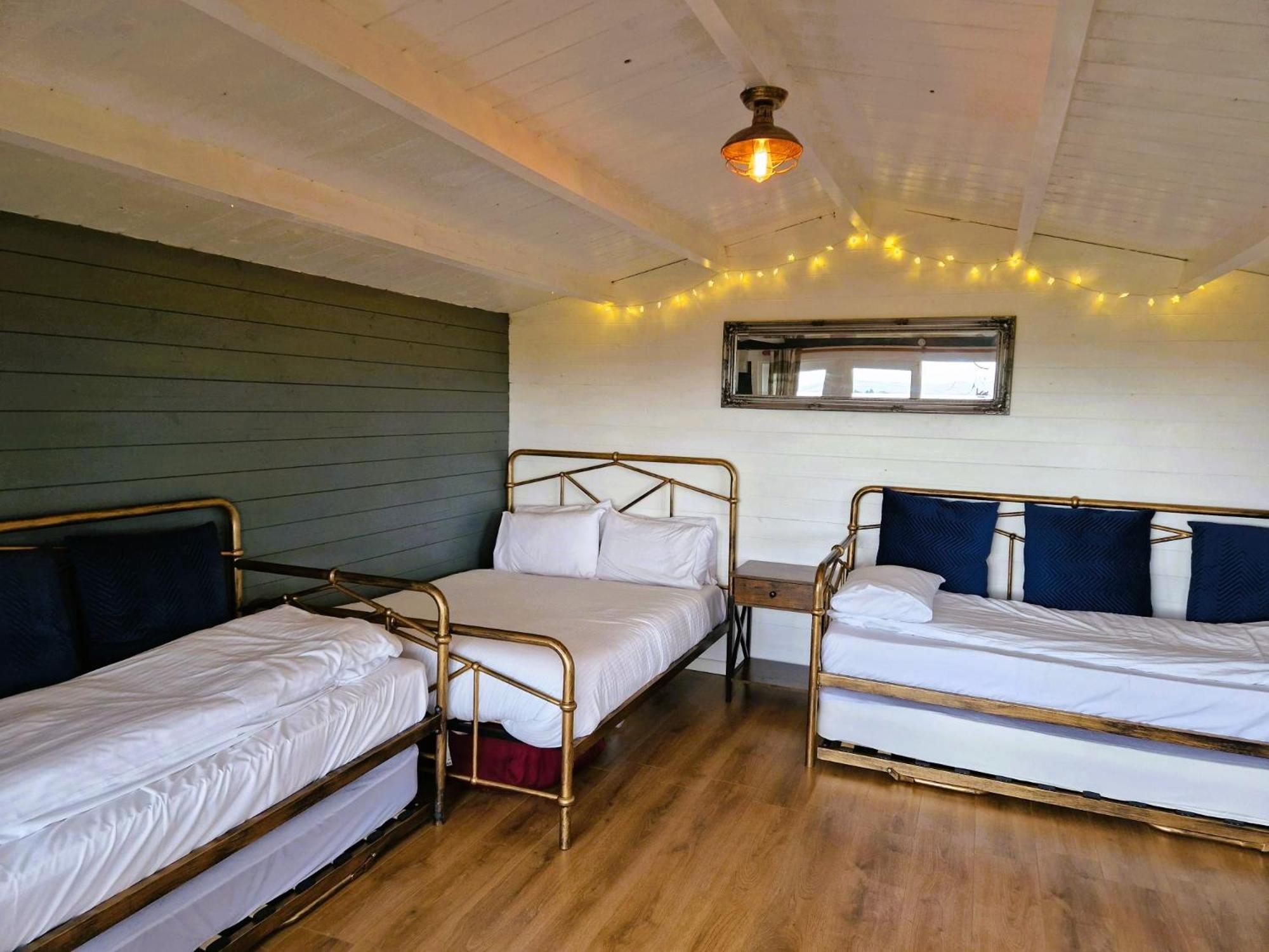 Wheal Tor Hotel & Glamping リスカード エクステリア 写真