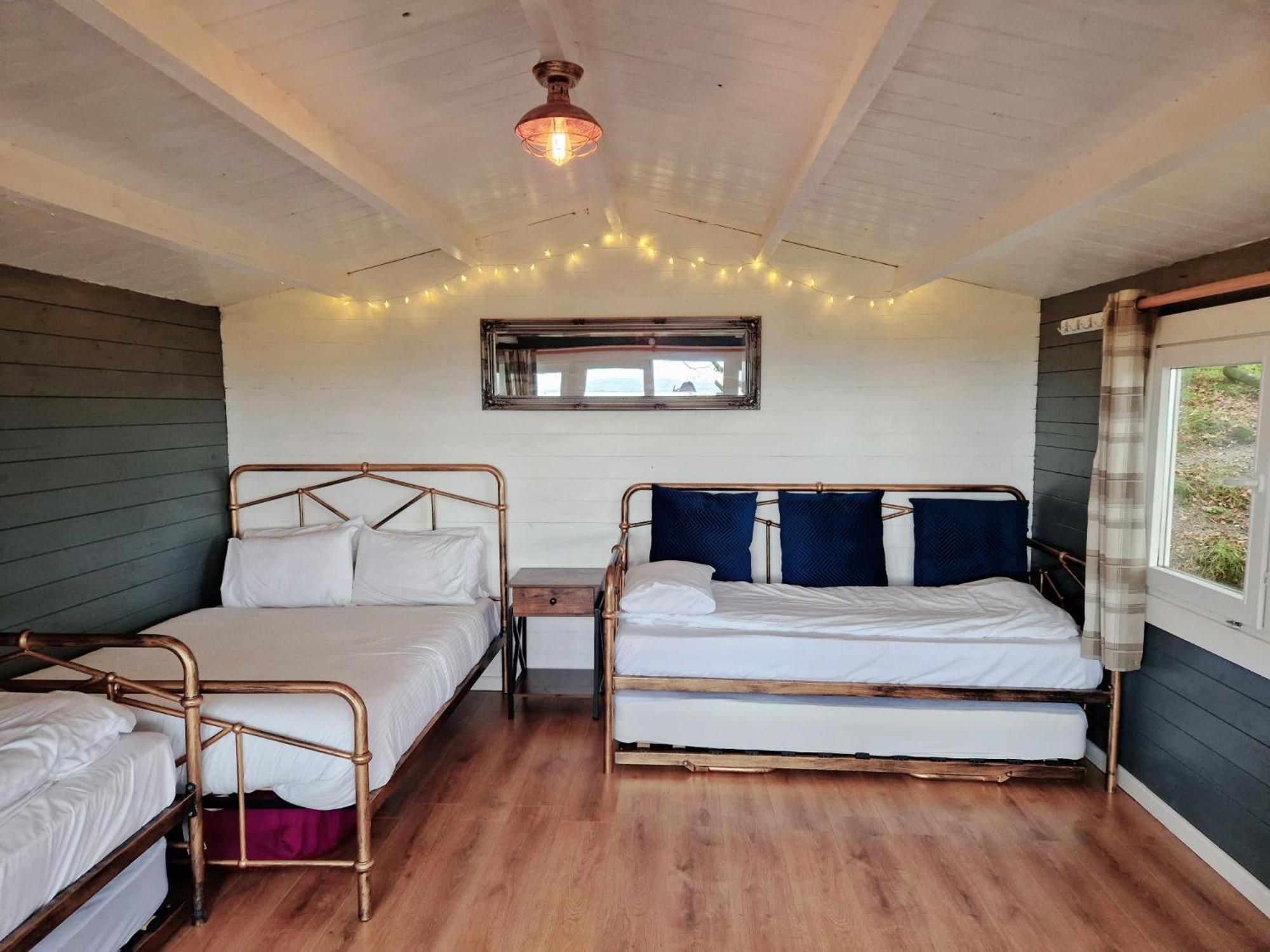 Wheal Tor Hotel & Glamping リスカード エクステリア 写真
