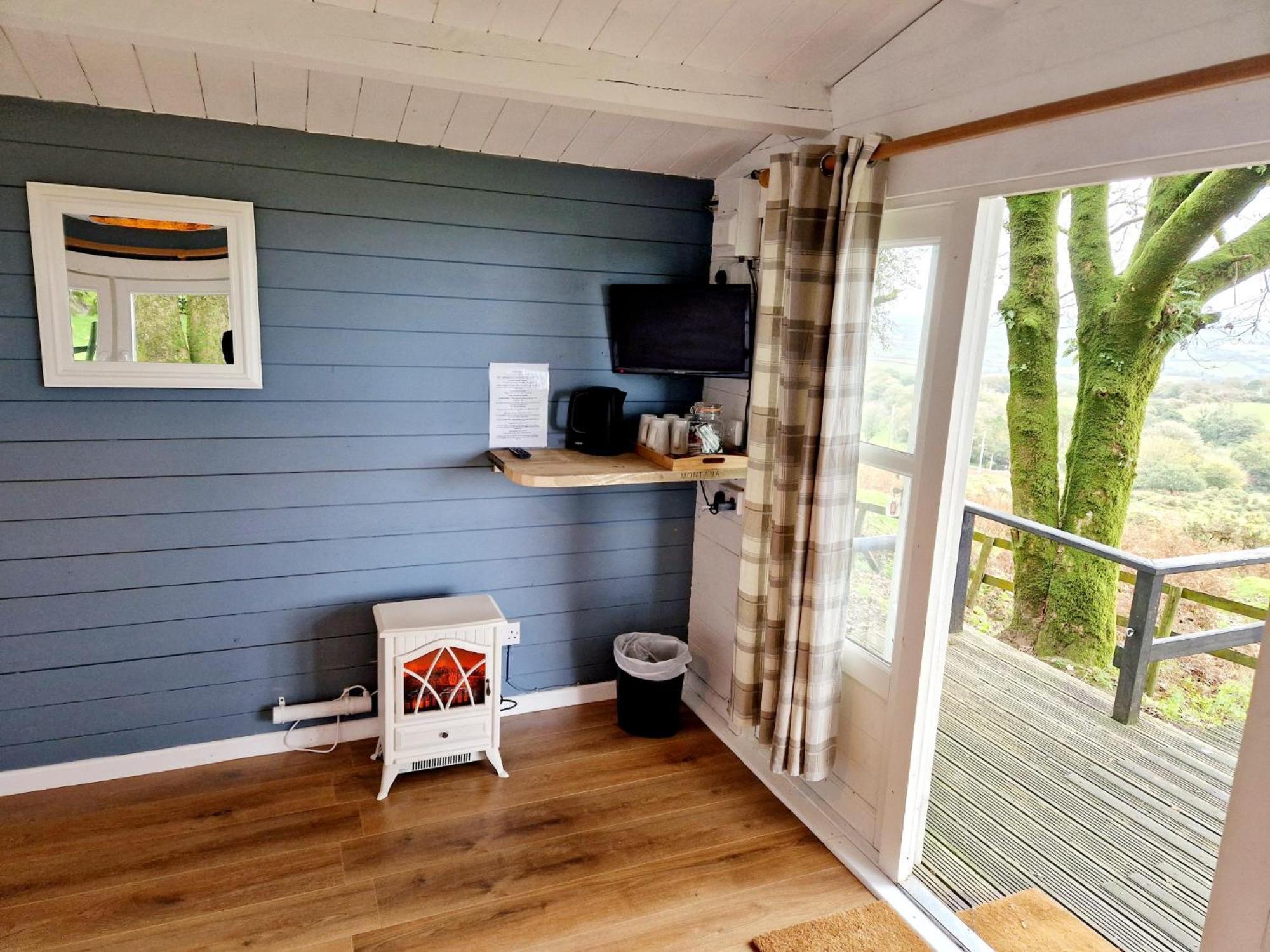 Wheal Tor Hotel & Glamping リスカード エクステリア 写真