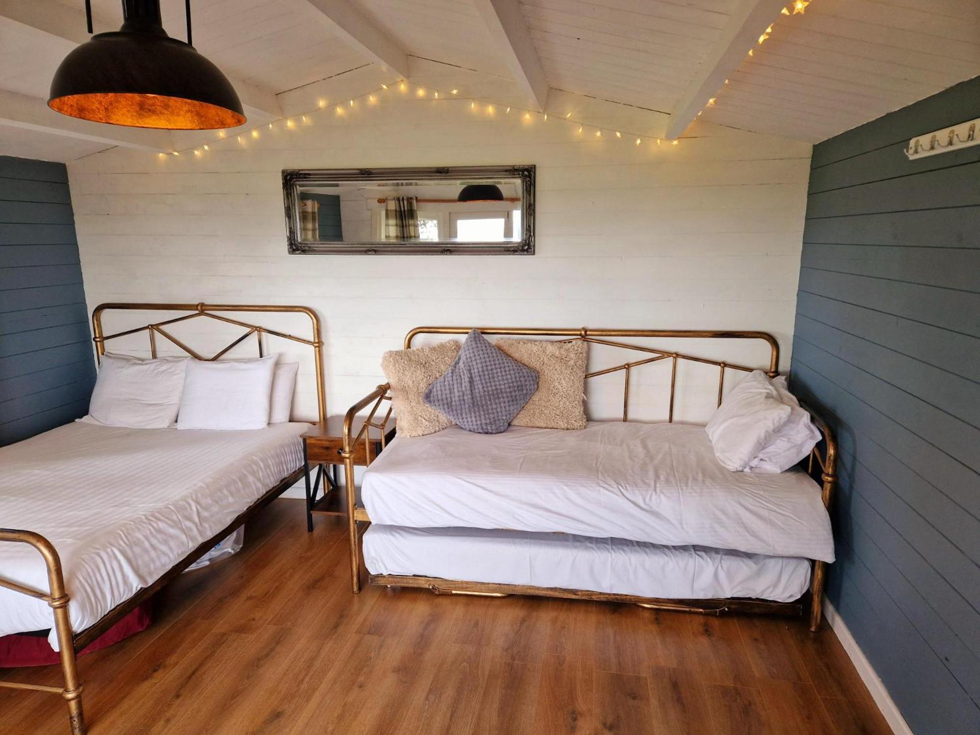 Wheal Tor Hotel & Glamping リスカード エクステリア 写真